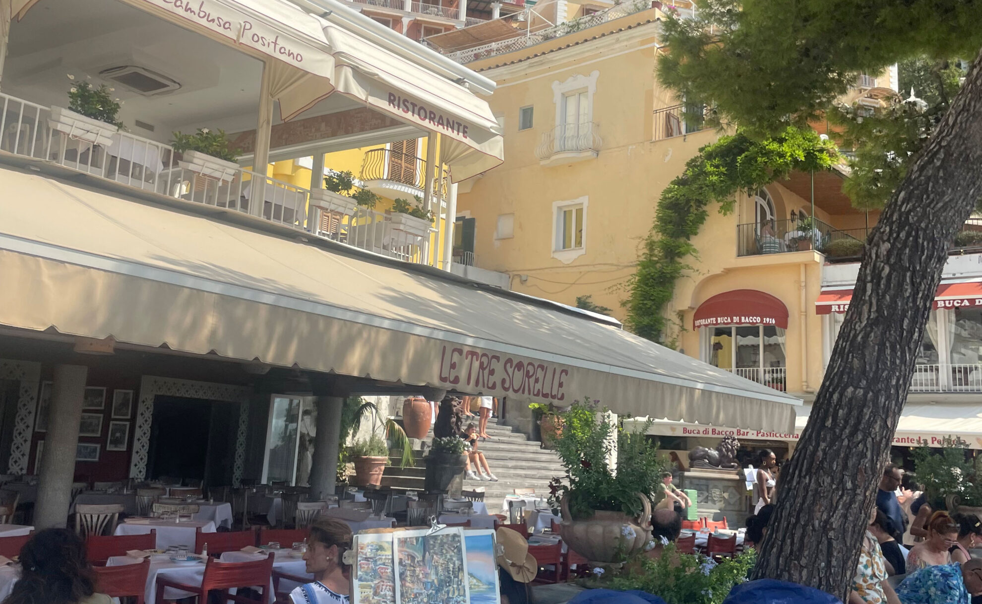 Blick auf die Stadt von Positano