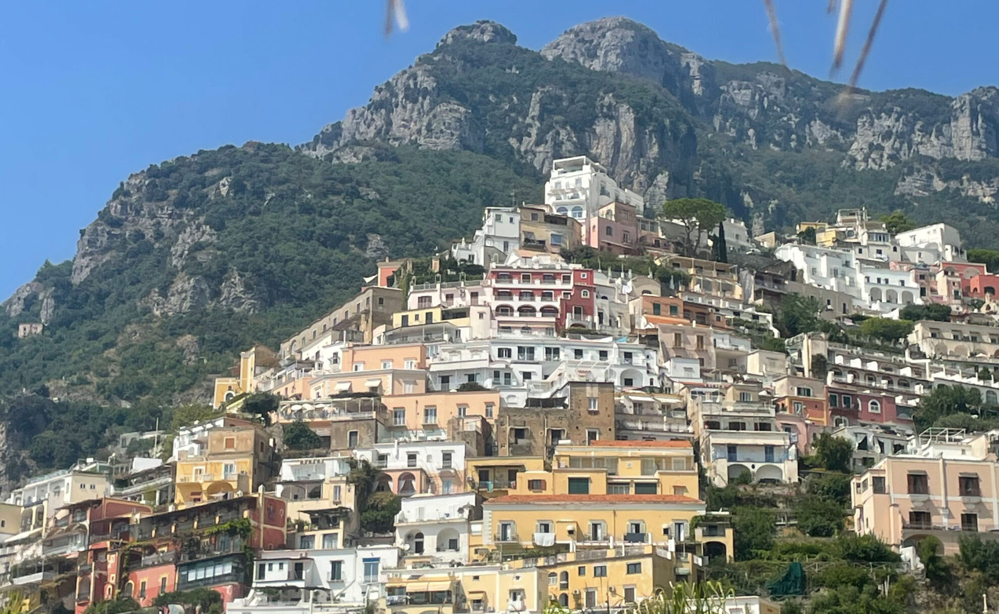 Blick auf den "Häuserberg" in Positano