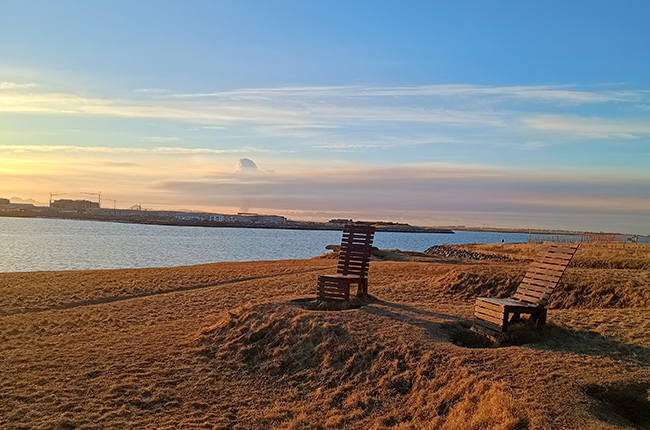 Der Strand in der Nähe des Perlan