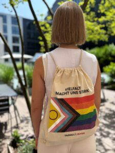 Gymbags mit Rückenprint "Vielfalt macht uns stark"